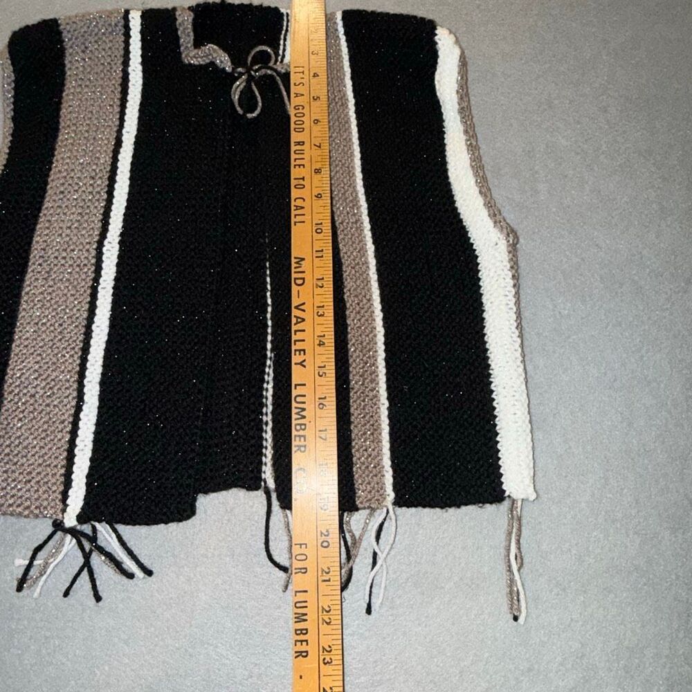 Vintage 1970s Handmade Knit Boho Hippie Southwestern Fringe Vest S M‎ - Picture 9 of 10